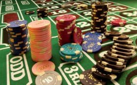 Platform slotakurat menampilkan koleksi permainan slot dan live dealer dengan antarmuka modern